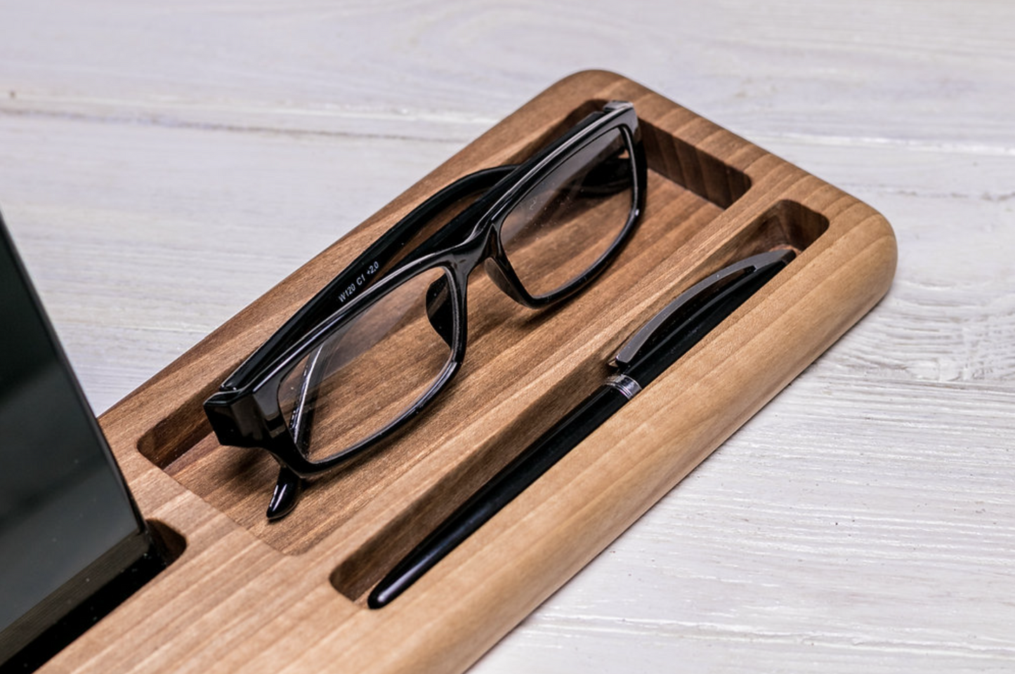 Business Holzständer aus Walnussholz