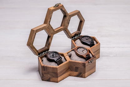 Hexagonale Box für drei Uhren