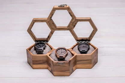 Hexagonale Box für drei Uhren
