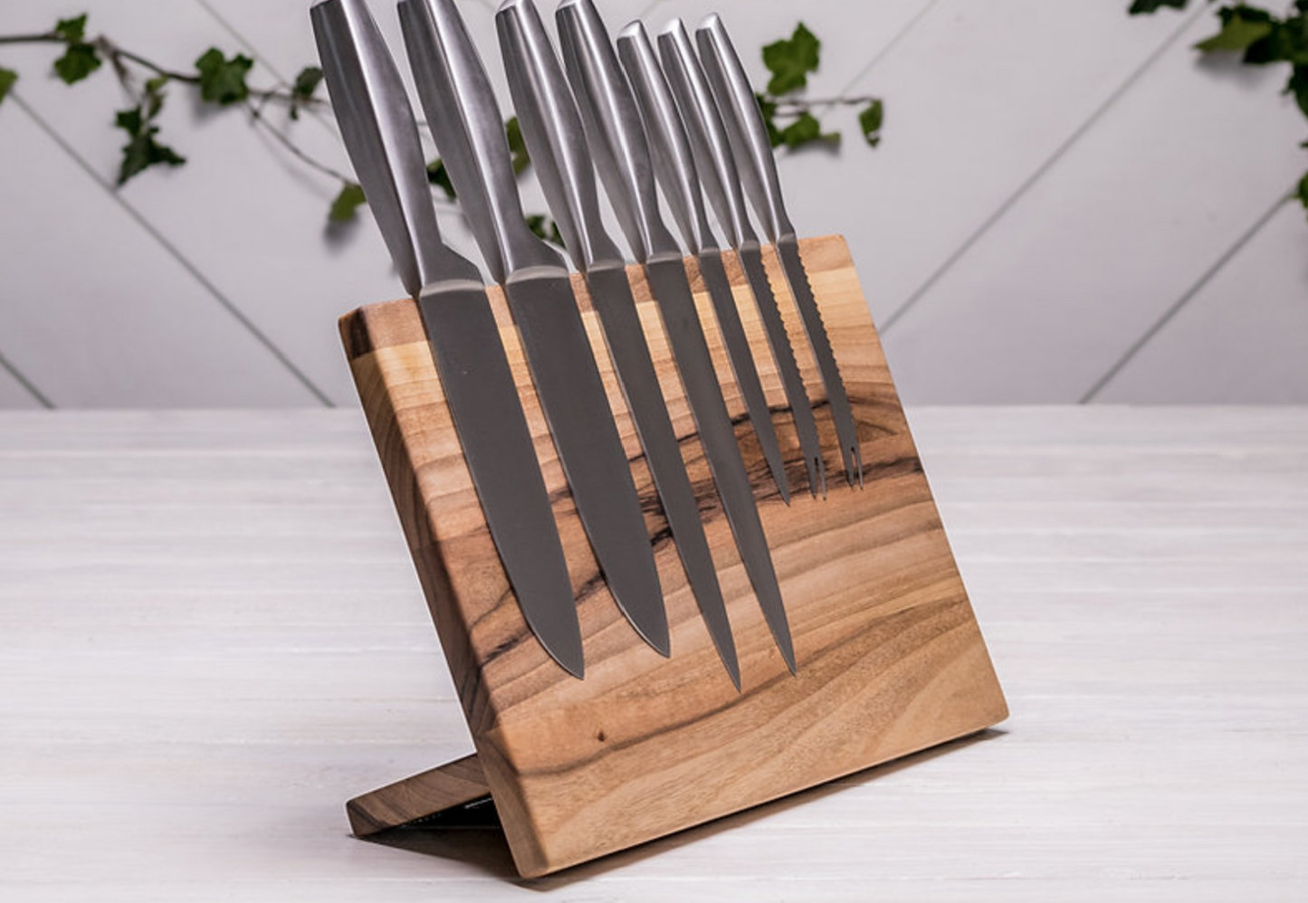 Magnetischer Messerständer