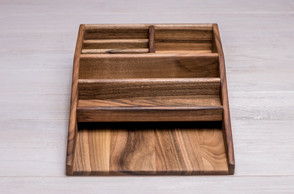 Papeterie Organizer aus Walnussholz