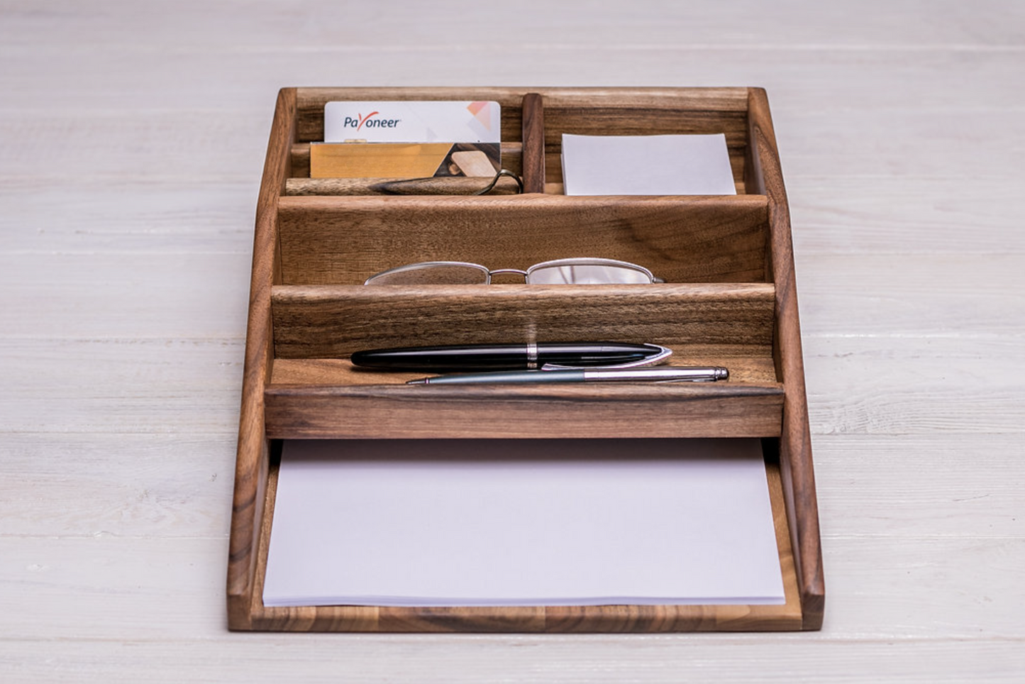 Papeterie Organizer aus Walnussholz