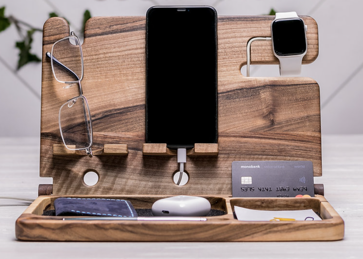 Stylischer Klapp-Organizer für zwei Handys