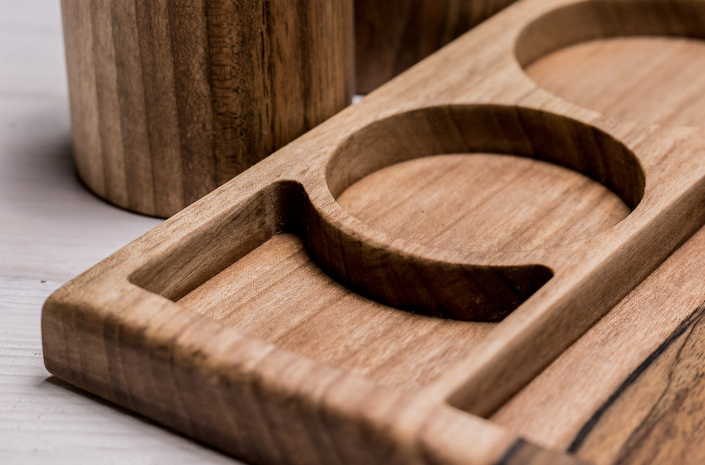 Tischorganizer "Titanic" aus Walnussholz