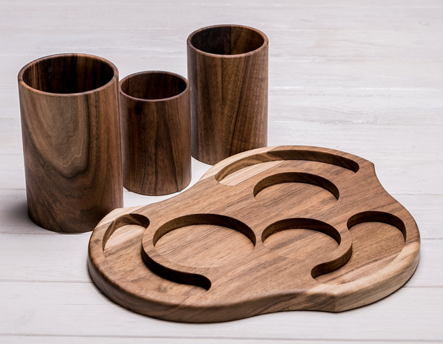 Tischorganizer "Vulcan" aus Walnussholz