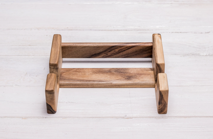 Walnussschneidebrett Ständer